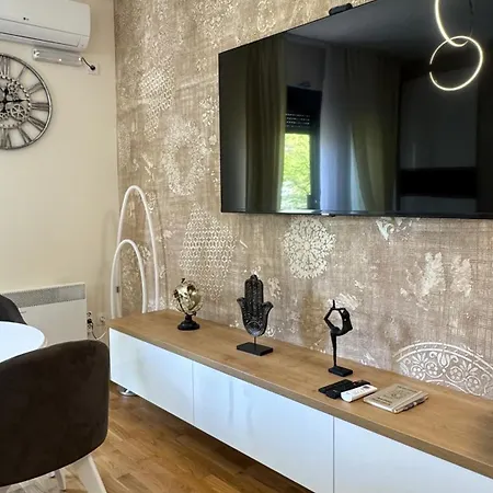 Apartment Sunce Lux A